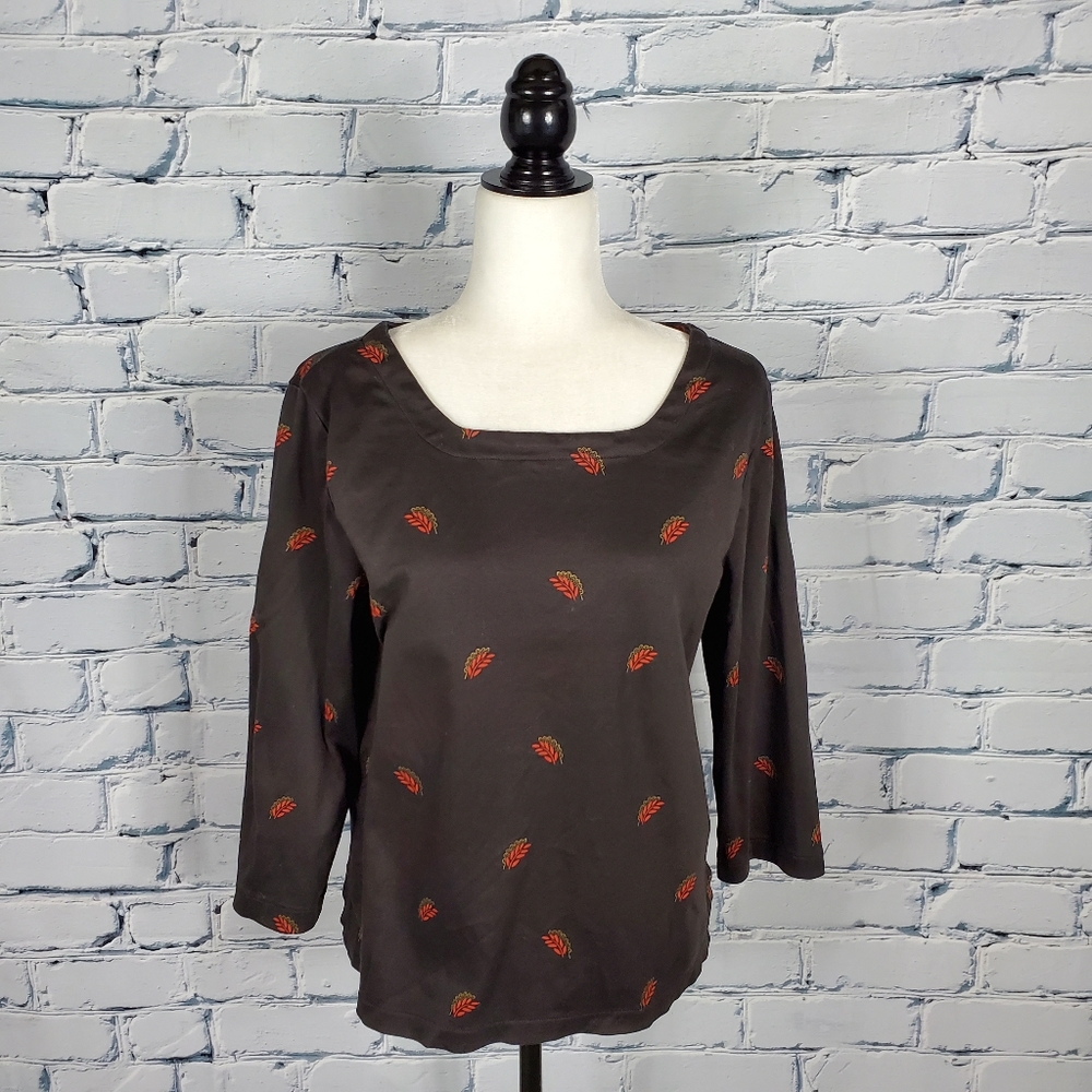 A.P.C. Black T-shirt with Red Leaf Pattern